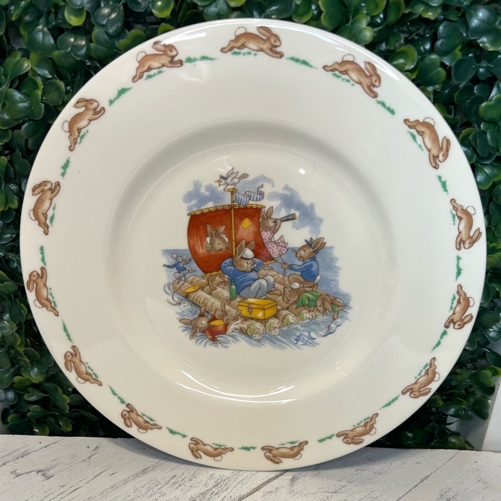 Royal Dalton Bunnykins Sailng Theme Raft Boat 8" Plate